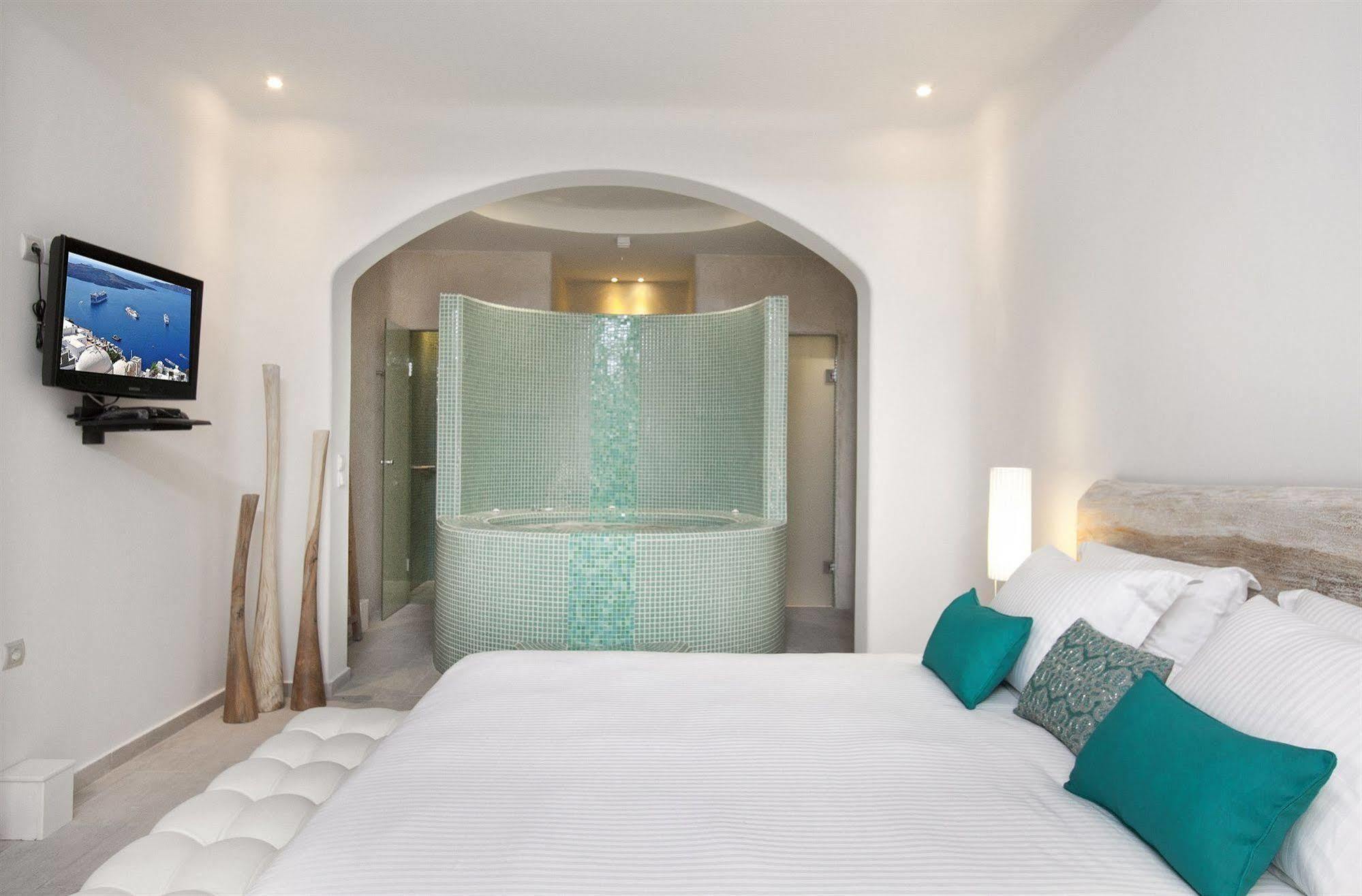 Allure Suites Fíra Kültér fotó