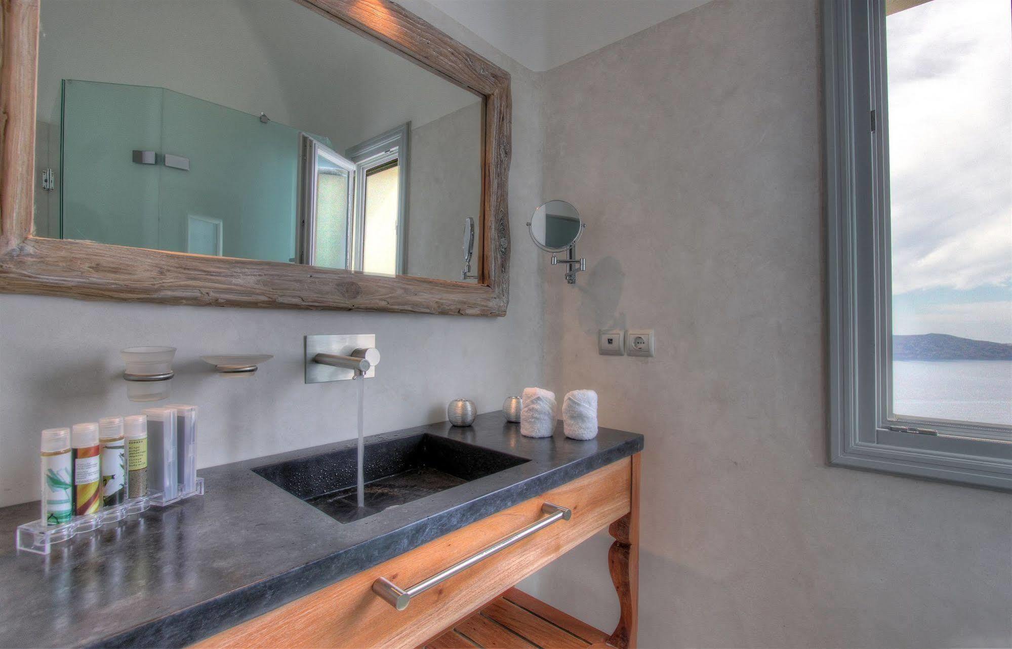 Allure Suites Fíra Kültér fotó